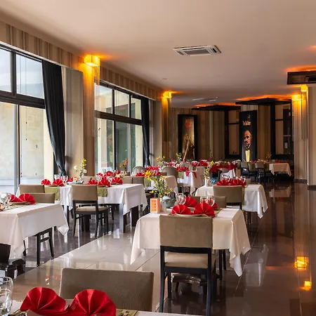 Lago Hotel Resort 5*