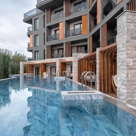 Resort Lago Hotel 5*