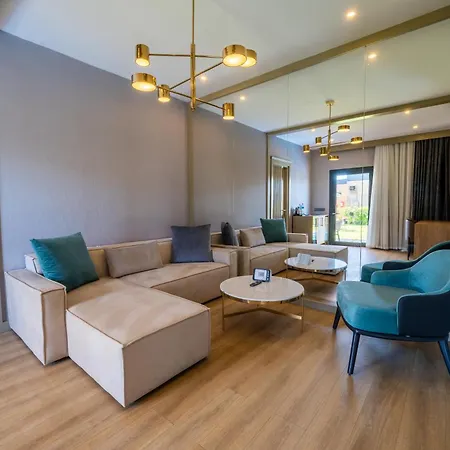 Lago Hotel Θέρετρο 5*