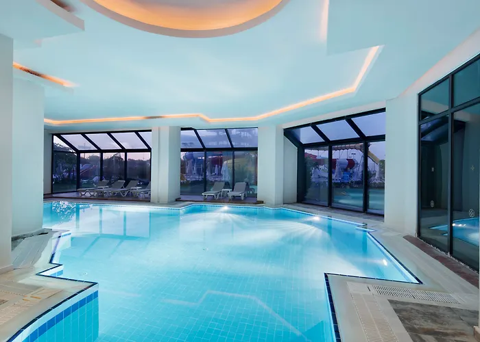 Lago Hotel Complex 5*