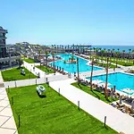 리조트 Lago Hotel