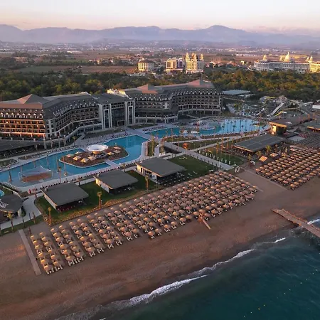 Semesteranläggning (resort) Lago Hotel 5*