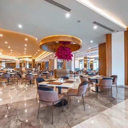 Lago Hotel Θέρετρο 5*