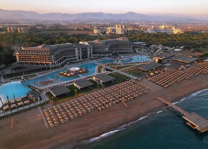 리조트 Lago Hotel 5*