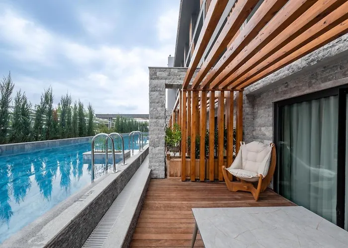 리조트 Lago Hotel 5*