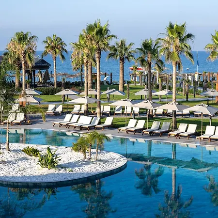 Lago Hotel Semesteranläggning (resort)