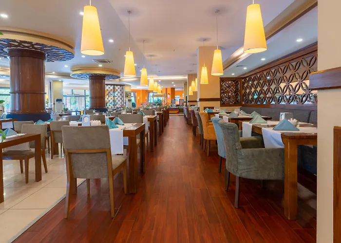 Lago Hotel Θέρετρο 5*